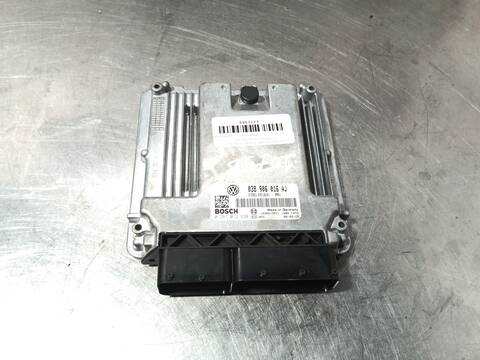 Centralita Motor ECU Volkswagen Transporter 1.9 TDI 102CV 75KW