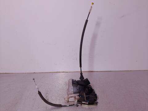Cerradura Puerta Delantera Derecha Kia Carens BASIC 116CV 85KW
