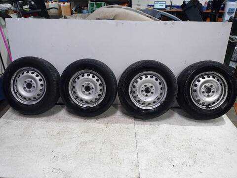 Juego LLantas Mercedes Vito 112 CDI 638.094) 122CV