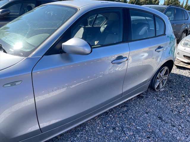 Foto 2ª: Puerta Delantera Izquierda Bmw Serie 1 118 2.0 D 122cv [204D4] (2006)