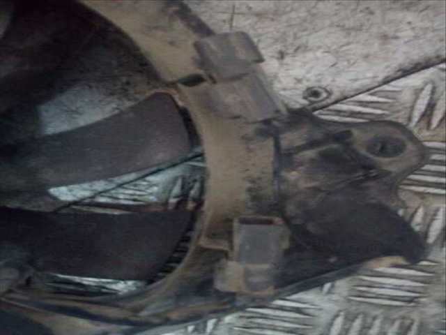 Foto 4ª: Electroventilador Honda Civic 1.7 CTDI S BERLINA 101CV 74KW [4EE2] (2003)