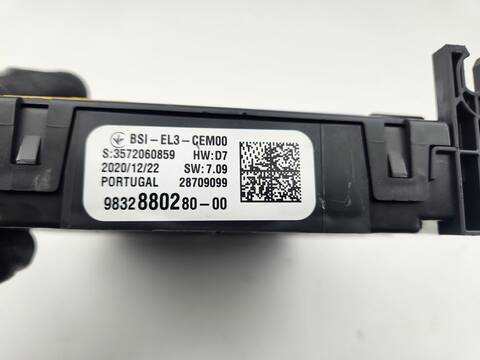 Foto 2ª: Caja Reles Fusibles Peugeot 208 ACTIVE 101CV 74KW [HN05] (2021)
