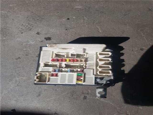 Caja Reles Fusibles Renault Scenic 1.5 AUTHENTIQUE [1.5 LTR. - 78 KW DCI DIESEL] (JM)(2003-_)