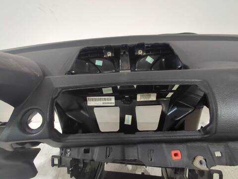 Foto 3ª: Salpicadero Bmw Serie 1 114 120 D 177CV [N47 D20 A N47 D20 C] (2003)