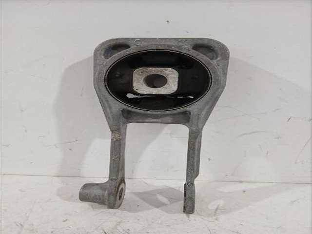 Foto 2ª: Soporte Cambio Toyota Yaris 1.5 HYBRID MXPH11) 92CV [M15A-FXE] (2020)