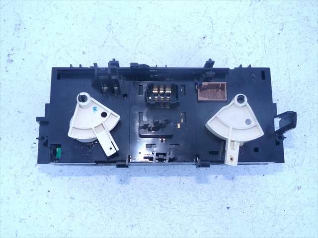 Foto 2ª: Mando Calefacción A. A. Citroen C3 1.2 G 2013-2016 [HM01 / HMZ] (2016)