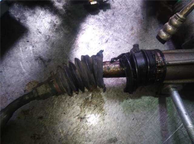 Foto 3ª: Cremallera de Direccion Peugeot 407 1.6 BUSINESS LINE [1.6 LTR. - 80 KW HDI FAP CAT (9HZ - DV6TED4)] [9HY]