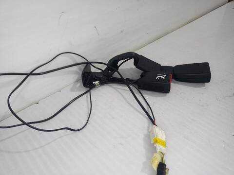 Foto 2ª: Cinturón Trasero Central Peugeot 3008 STYLE 114CV (2009)