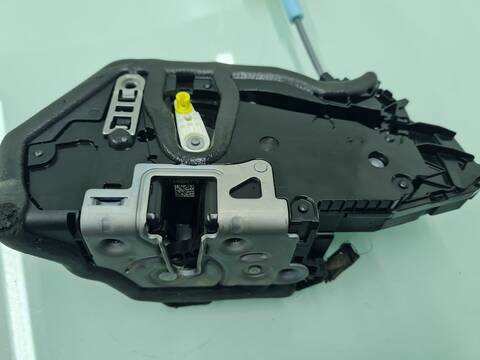 Foto 4ª: Cerradura Puerta Delantera Izquierda Bmw Serie 3 315 318D M SPORT BERLINA 150CV 110KW [B47D20B] (2019)