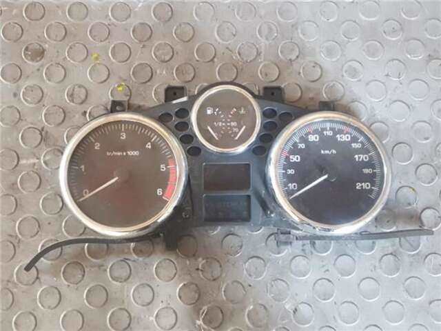 Cuadro de Instrumentos Peugeot 206 1.4 BÁSICO [1.4 LTR. - 50 KW HDI]