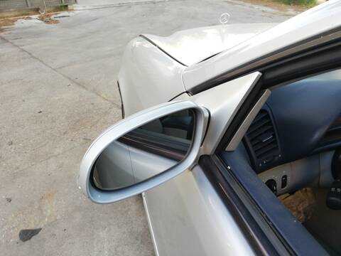 Foto 2ª: Retrovisor Izquierdo Mercedes Clase CLK 200 2.0 G 163CV 120KW BM 208) COUPE 111956 (2001)