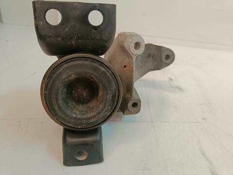 Soporte Motor Seat Cordoba SIGNO BERLINA 75CV 55KW