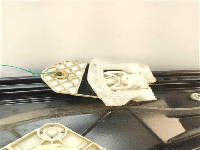 Elevalunas Manual Trasero Derecho Land Rover Range 3.6 D 4X4