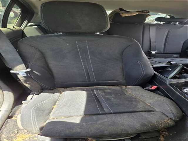 Foto 3ª: Asientos Traseros Bmw Serie 1 114 B37D15A BERLINA (2017)
