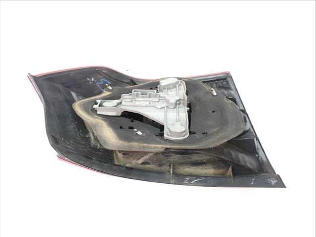 Piloto Trasero Izquierdo Toyota Corolla 1.6 VVT-I ZZE121_ ZZE121R)