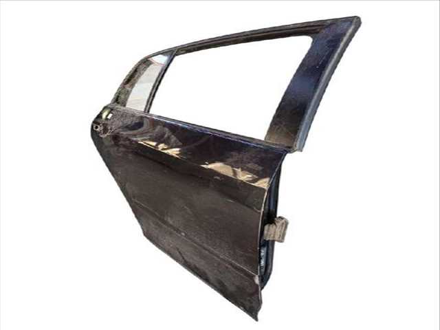 Foto 2ª: Puerta Trasera Derecha Volkswagen Golf 1.9 TDI (2004)