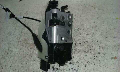 Cerradura Puerta Delantera Derecha Peugeot 208 1.4 HDI FAP 68CV 50KW