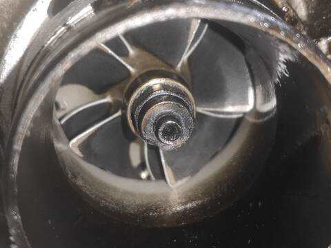 Foto 2ª: Turbocompresor Renault Clio K9K702 (2003)