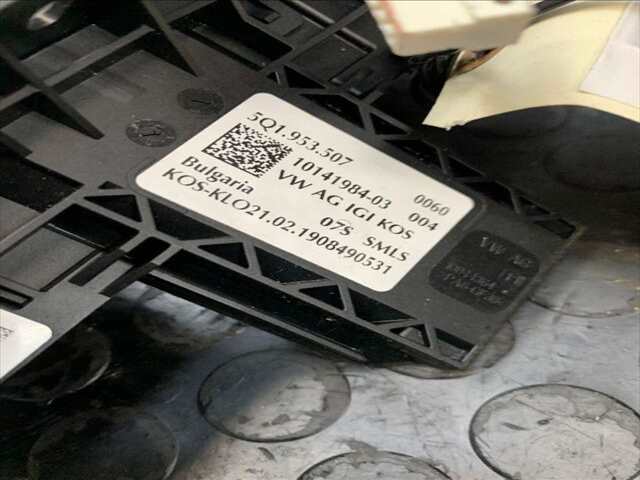 Foto 2ª: Mando Luces Volkswagen Golf 1.000TSI115CV/85KW 0CV [DKR] (2019)