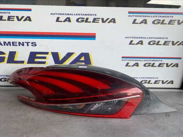 Piloto Trasero Izquierdo Peugeot 208 1.6 HDI75CV 0CV