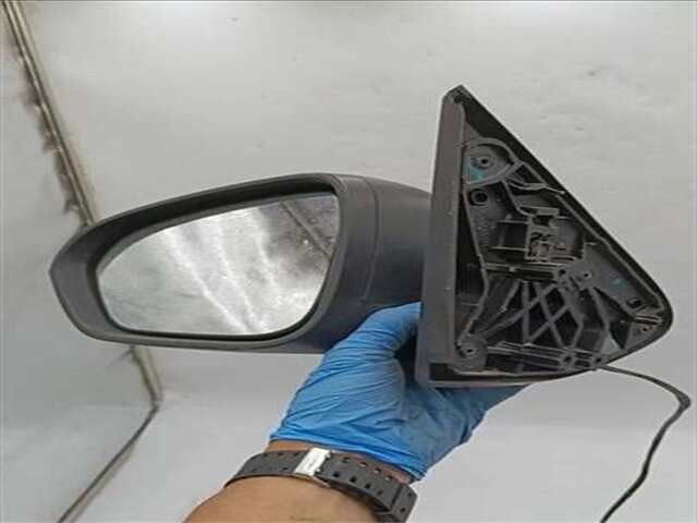 Retrovisor Izquierdo Dacia Duster 1.5 COMFORT [1.5 LTR. - 80 KW DCI DIESEL FAP CAT]