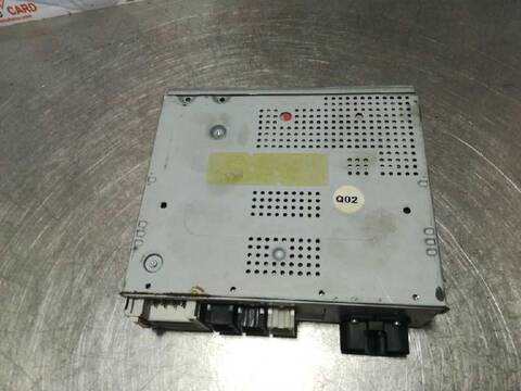 Foto 2ª: Sistema Audio Radio CD Mercedes Clase S 220 400 CDI 220.028) BERLINA 250CV 184KW [OM628960] (2000)