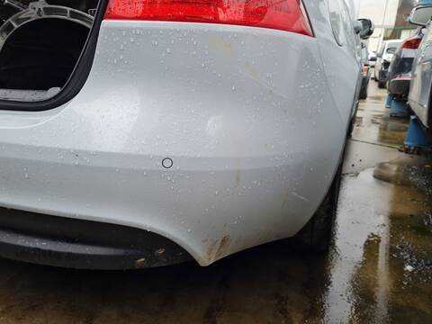 Foto 2ª: Paragolpes Trasero Jaguar XE PORTFOLIO 180CV 132KW (2016)