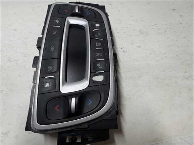 Mando Climatizador Renault Megane F9Q870 III COUPE