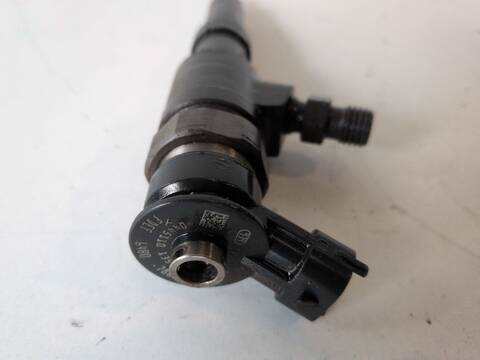 Foto 2ª: Inyectores Citroen C3 8HX (2005)