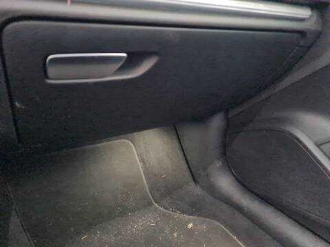 Guantera Audi A3 ATTRACTION 110CV 81KW