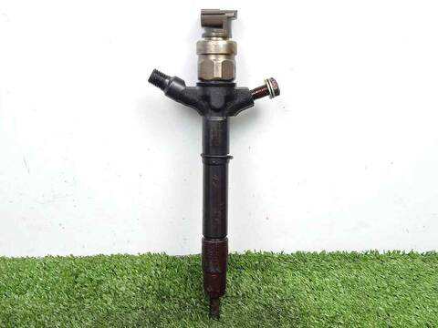 Inyectores Toyota Avensis 2.2 D-4D CAT BERLINA 150CV 110KW