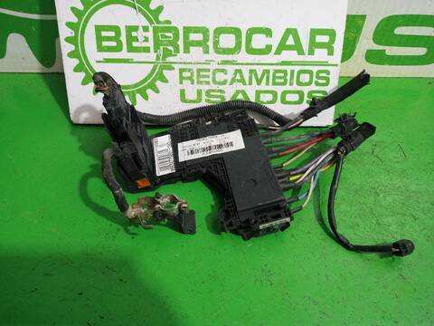 Caja Reles Fusibles Peugeot 508 ACTIVE 140CV