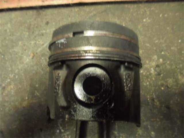 Foto 2ª: Despiece Motor Peugeot 407 2.0 HDI 135 [RHR (DW10BTED4)]