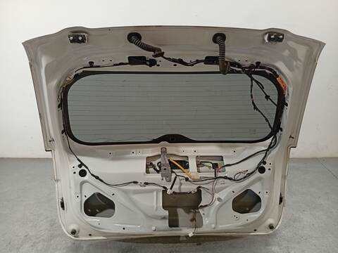 Foto 4ª: Portón Mitsubishi Outlander 2.0 HYBRID 4WD GG2W) 121CV 89KW [4B11] (2013)