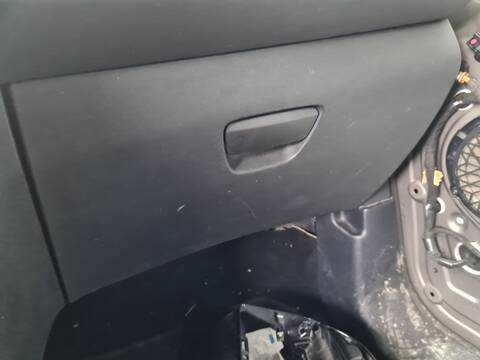 Guantera Peugeot 208 ACTIVE 82CV 60KW