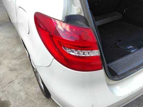 Piloto Trasero Izquierdo Mercedes Clase B 150 651901