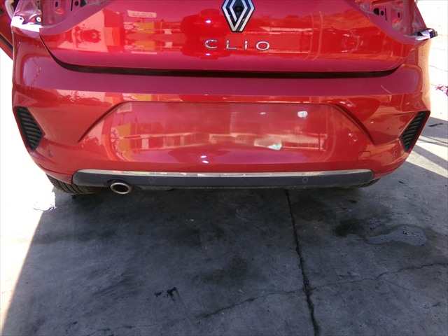 Paragolpes Trasero Renault Clio 1.0 G 2023-2026