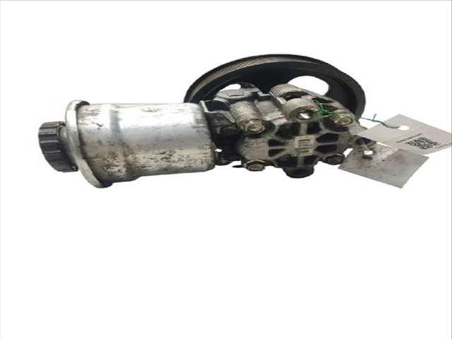 Foto 2ª: Bomba de Direccion Toyota Avensis 2.2 D-CAT ADT251_ ADT251R) (2003)