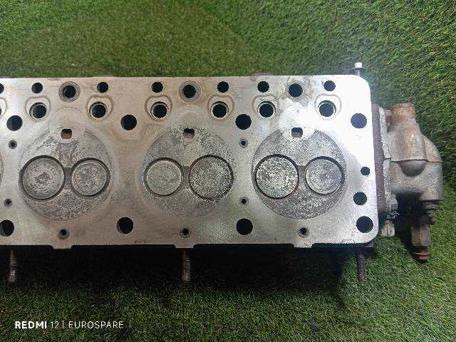 Foto 3ª: Culata Nissan Patrol 3.3 D SD33 5P (1989)