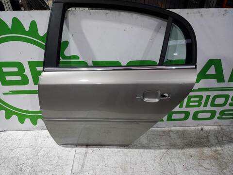 Puerta Trasera Izquierda Opel Vectra ESSENTIA 101CV