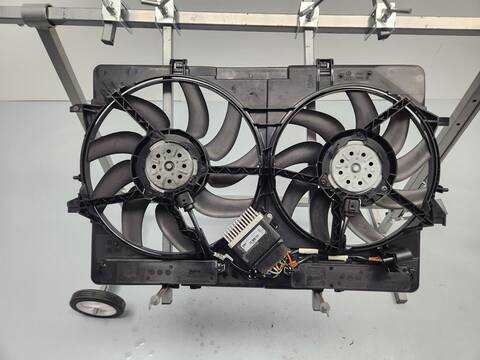 Foto 3ª: Electroventilador Audi Q5 2.0 TDI 125KW) 170CV [CAHA] (2009)