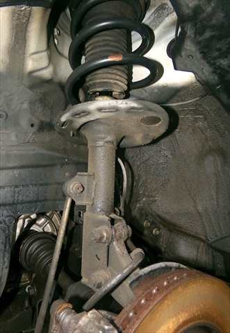 Amortiguador Delantero Izquierdo Toyota Verso 2.0 D-4D 2013-2018