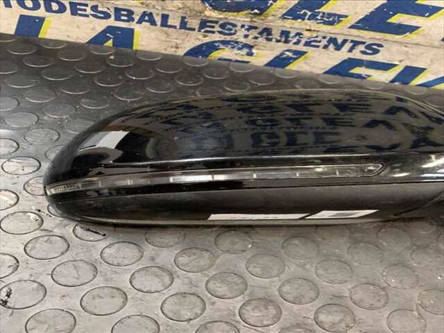 Foto 3ª: Retrovisor Derecho Audi A4 2.0 TDI (2005)