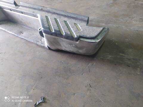 Paragolpes Trasero Nissan Navara TD DOBLE CABINA 4X4 133CV 98KW PICK-UP D22)