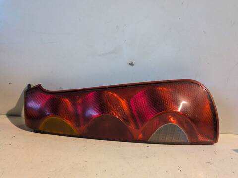 Piloto Trasero Derecho Nissan Note K9K