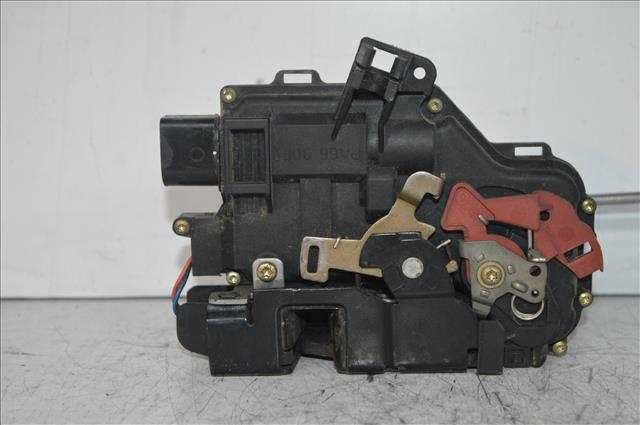Cerradura Puerta Delantera Derecha Audi A4 1.9 TDI 2000-2004