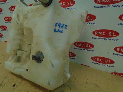Foto 2ª: Deposito Limpiaparabrisas Mercedes Clase C 160 C 180 COMPRESSOR 203.746) COUPE 143CV 105KW [M271946] (2005)