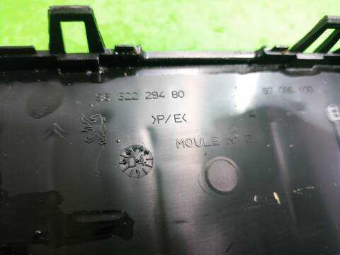 Foto 3ª: Caja Reles Fusibles Citroen C5 2.0 HDI 109CV [RHZDW10ATED] (2001)