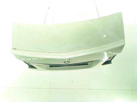 Portón Mercedes Clase E 180 E 220 CDI - BLUETEC 212.001 212.002)