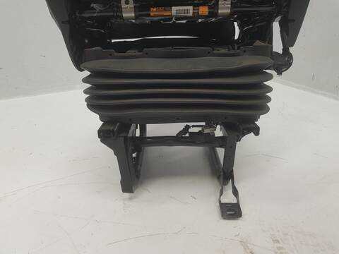 Foto 2ª: Asiento Delantero Izquierdo Iveco Daily FG H2 BATALLA 3520 L 33 S V (2019)